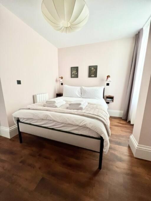 Redland - 3 Bristol